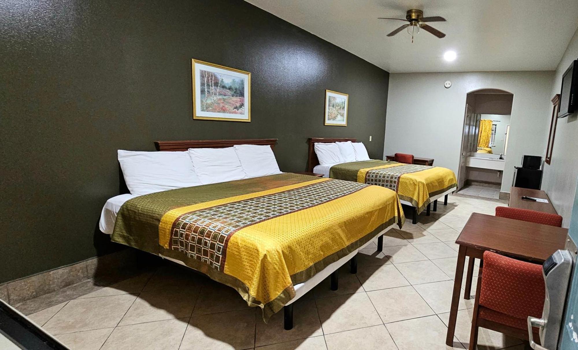Texas Inn And Suites Rgv Edinburg Exteriör bild