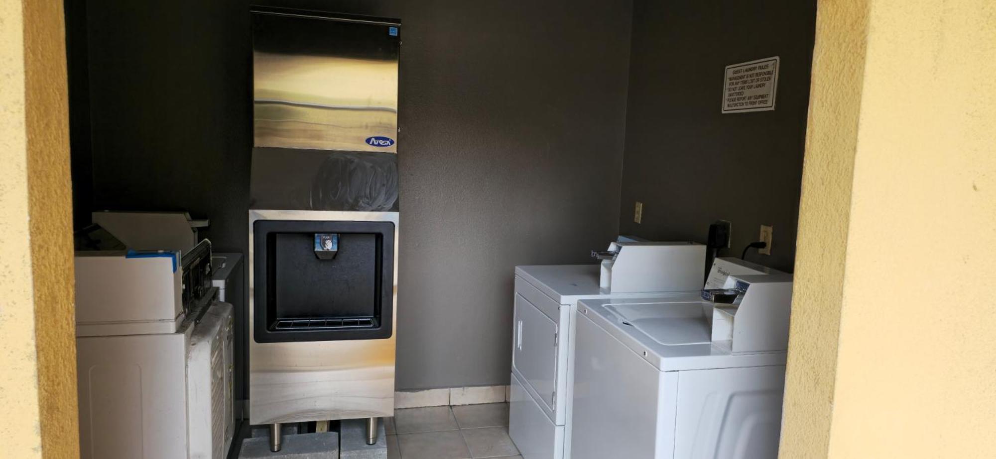 Texas Inn And Suites Rgv Edinburg Exteriör bild