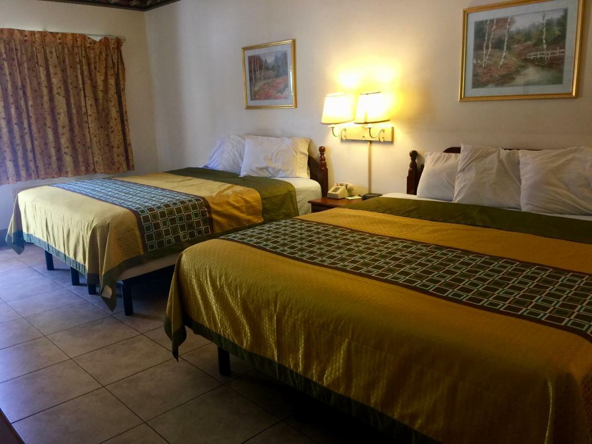 Texas Inn And Suites Rgv Edinburg Exteriör bild